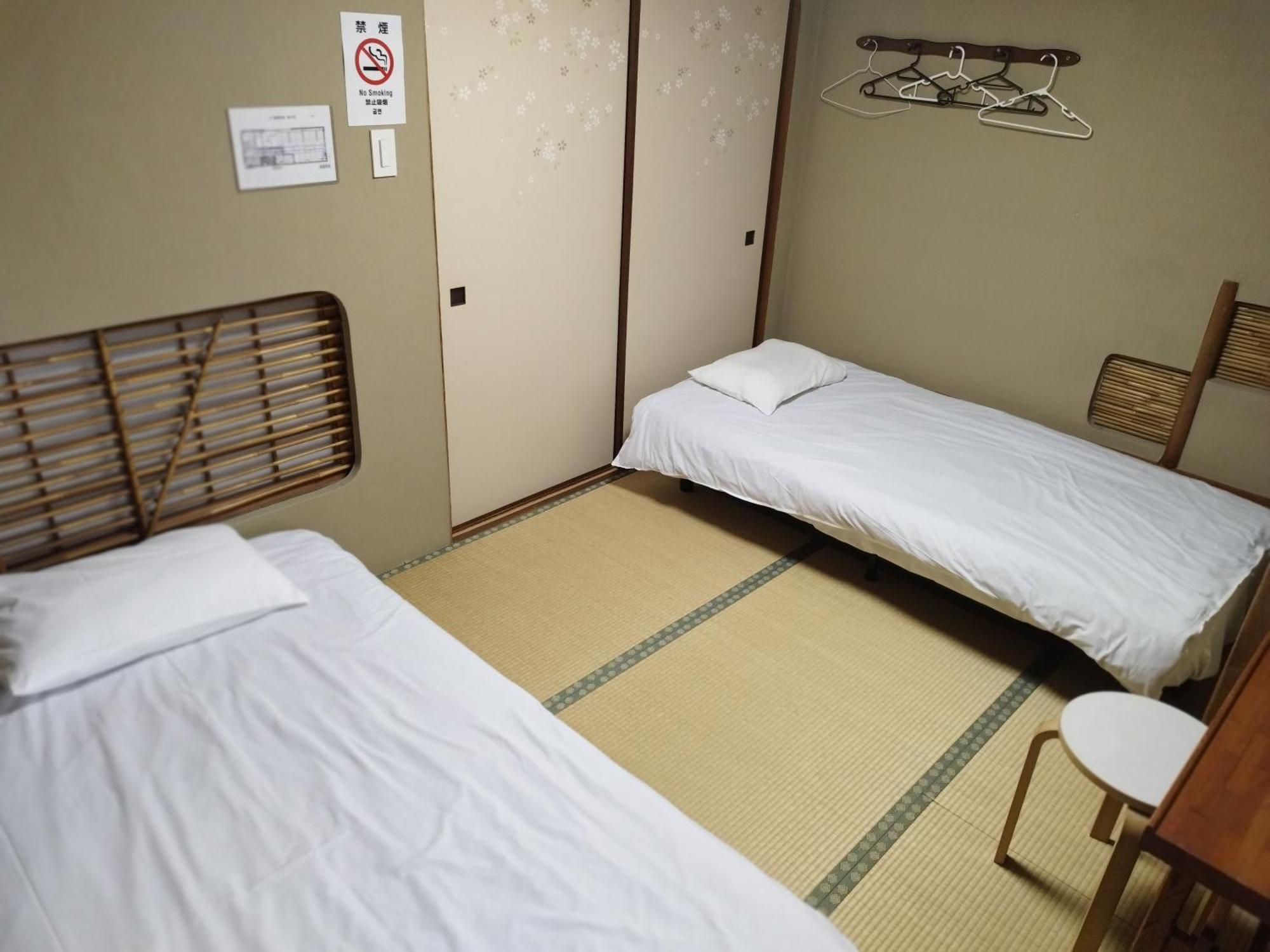 Osaka Guesthouse Sakura Eksteriør billede